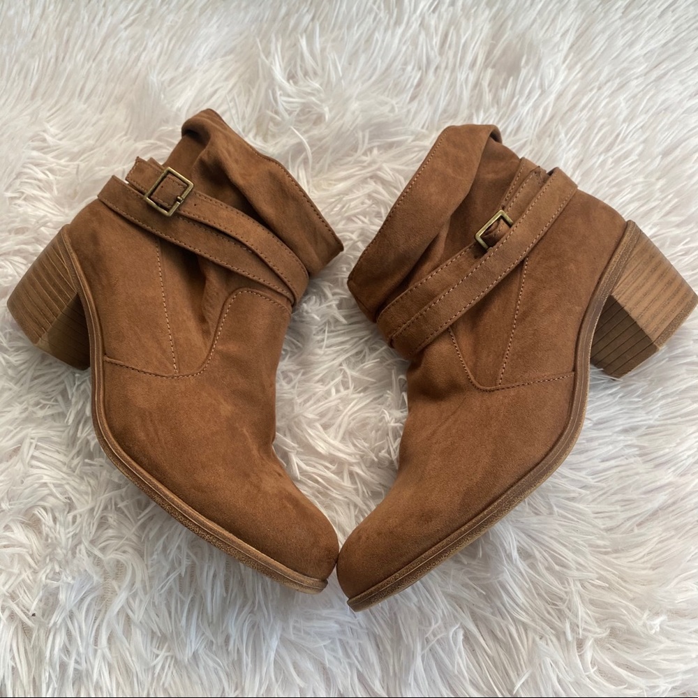 AE American Eagle Outfitters Ankle Booties Boots